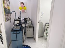 -瓷肌博士·祛痘科技美肤