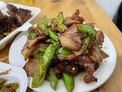 尖椒爆卤肉-胖娃滋补蹄花