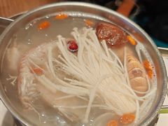 -领鲜活海鲜榴莲自助火锅(东门店)