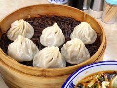 无锡小笼包-聚笼鲜美食(凤凰街店)