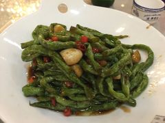 -马尔龙新疆饭店·清真(瑞景店)