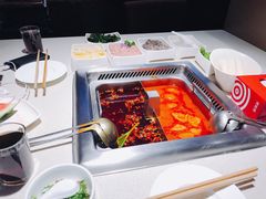 -海底捞火锅鲜切牛肉主题店(长寿路店)