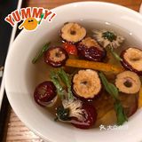 把眼睛留给好风光，把等待留给一直寻觅的真心