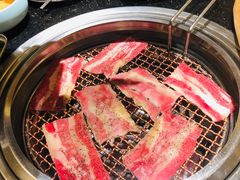 安格斯厚材多汁牛排-韩烧牛中牛·甄选黑牛烤肉(黑金店)