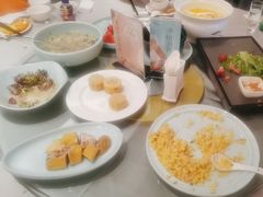 -静之湖湖畔餐厅