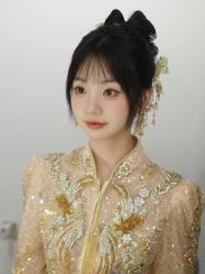 -艾米丽婚纱礼服
