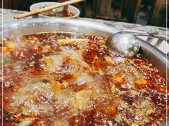-肖肖酸萝卜鱼火锅(总店)