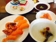 -大雁塔假日酒店·绿茵阁西餐厅