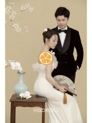 -雪中彩影婚纱摄影·微光艺术中心