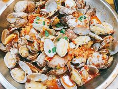 -老东镇啤酒屋海鲜加工·蒸汽海鲜·海鲜烧烤(台东店)