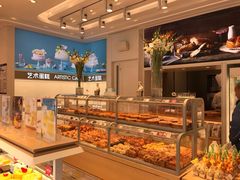 面包甜点陈列柜-好利来(马家堡店)