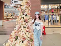 -王府井奥莱棋盘山小镇