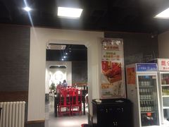 门面-北平食府·北京烤鸭(北京西站六里桥店)
