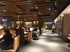 大堂-海底捞火锅鲜切牛肉主题店(长寿路店)