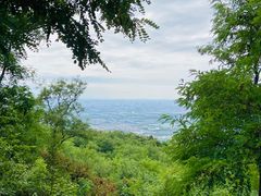 -鬼笑石后山停车场