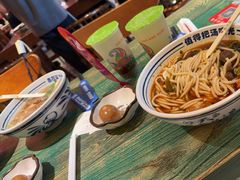 -鑫花溪牛肉米粉(东环大润发店)