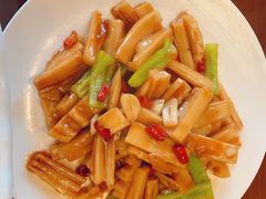酸辣藕条-颜家菜·鲁菜世家(大明湖店)