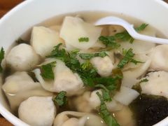 -手劲鱼丸馄饨铺(哈一百店)