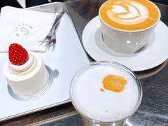 草莓小可爱-Sarah西点·烘焙·餐厅(翰林府旗舰店)