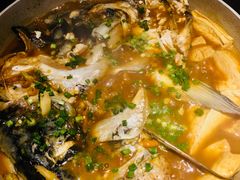 招牌酱椒炖鱼头-荷庭·精致湘菜(华强北九方店)
