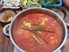 -苗侗地道红酸.酸汤鱼·酸汤牛肉