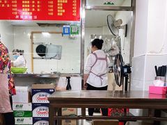 大堂-旺泉餐饮店·清真牛肉面馆