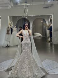 -艾米丽婚纱礼服