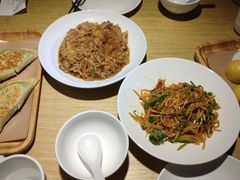 -关东小磨东北菜(上海长风大悦城店)
