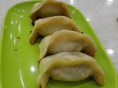 -珊珊小笼馆(仙霞路店)