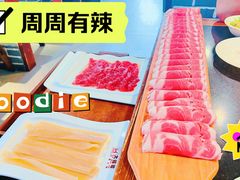 -周周有辣火锅馆(玖耀里店)