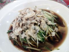 -闯关东东北农家菜(崂山石老人店)