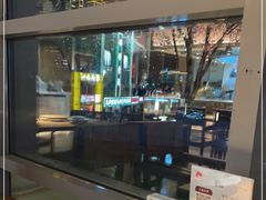 -蜜桃餐厅·伴山(湖滨商业街店)