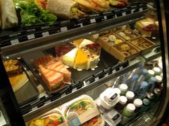 -星巴克(汾阳路店)