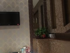 -君怡休闲洗浴会馆