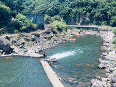 -安吉龙王山峡谷漂流