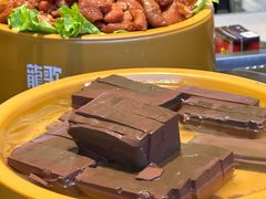 -龍歌自助小火锅(市北CBD万达店)