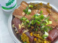 -梁阿婆廿年老牌扣肉糯米饭