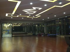 -金摩尔健身游泳(万象城鼎丰大厦店)