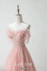 -Lady  Jane高端婚纱礼服馆