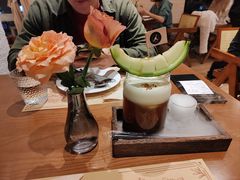 -Mark&Mars Restaurant