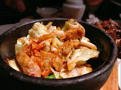 -穹六人间 people 6(岳阳路店)