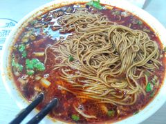-崇州余荞面(落虹桥店)