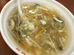 酸辣汤-小姜锅贴(凤凰街店)