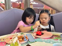 -水桶王国主题餐厅·聚会·生日派对·亲子活动·家庭套餐(亚龙湾希尔顿店)