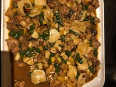 沙湾原始大盘鸡-丝路金桃·新疆菜(徐汇店)