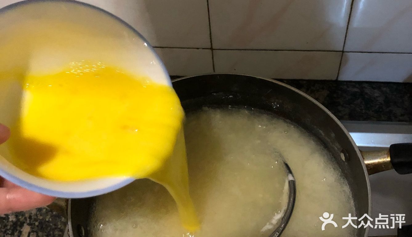 只有老式糖水铺才吃到的马蹄沙