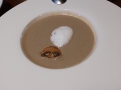 奶油蘑菇汤mushroomS-布拉格餐厅· 中欧捷克菜(全国首店)