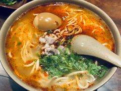 猪肘汤面-亮亮面馆(经六路店)