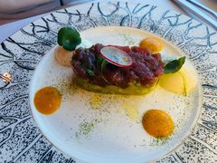 金枪鱼牛油果塔塔-Kathleen's Waitan 凯圣琳江景西餐厅(外滩店)