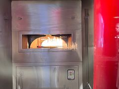 -城市大道红炉披萨烘焙坊